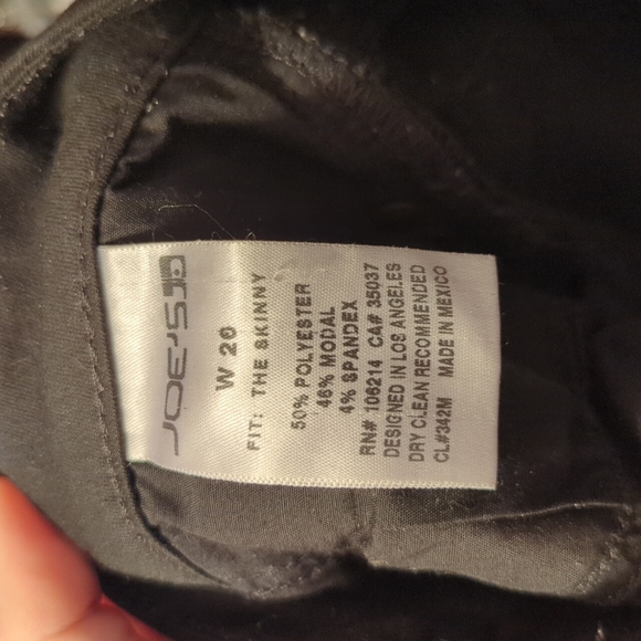 Joe's Jeans - size 26 - Picture 4 of 5